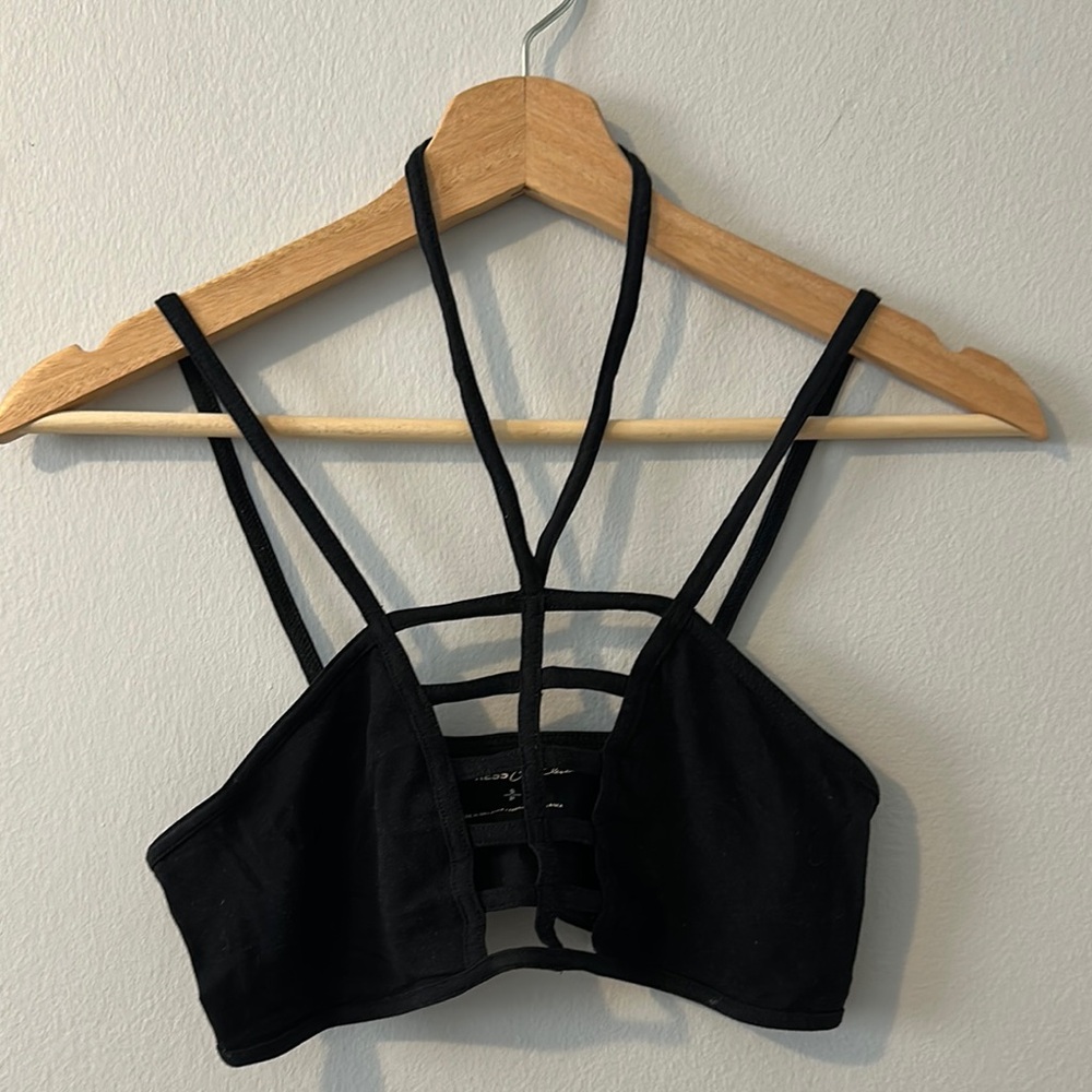 Black Strappy Crop Top/Bralette